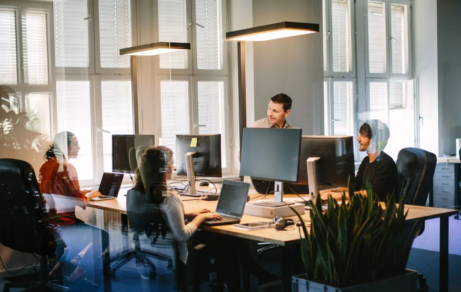 IT support specialist providing managed IT services