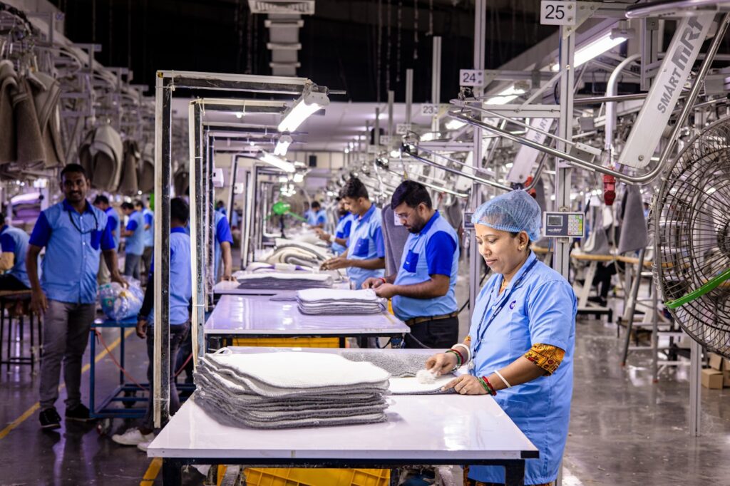 Indian manufacturing team - websites for manufacturers