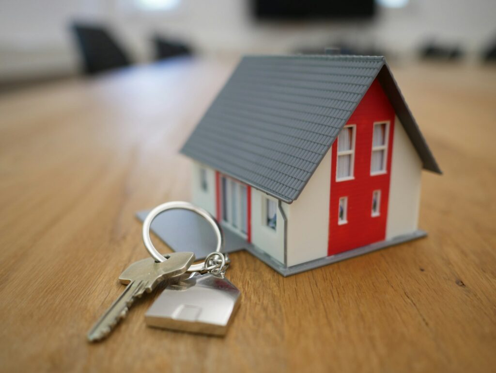 Home keys handover - AI-powered real estate websites